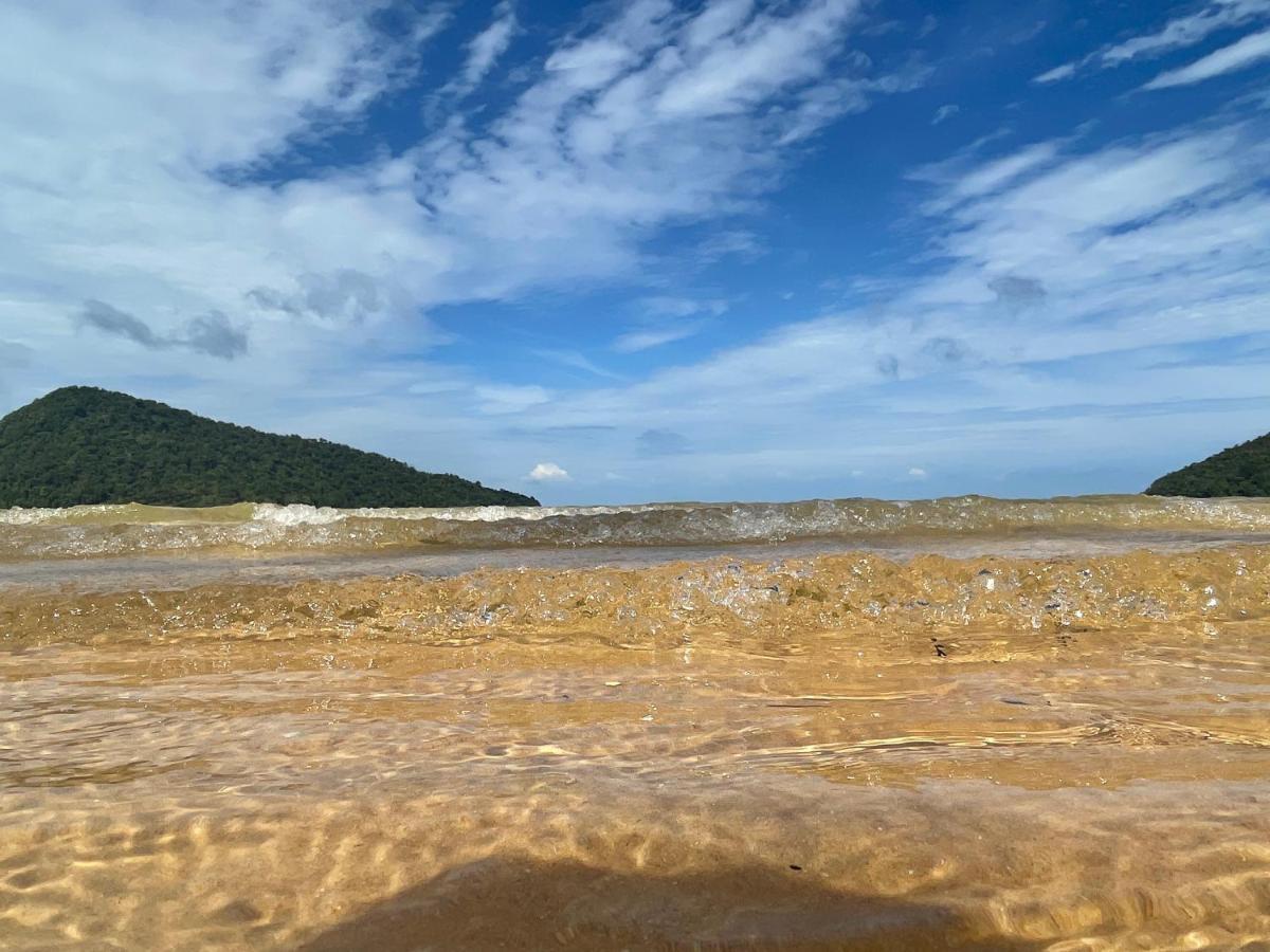 The Hornbill Hostel Koh Rong Sanloem Buitenkant foto