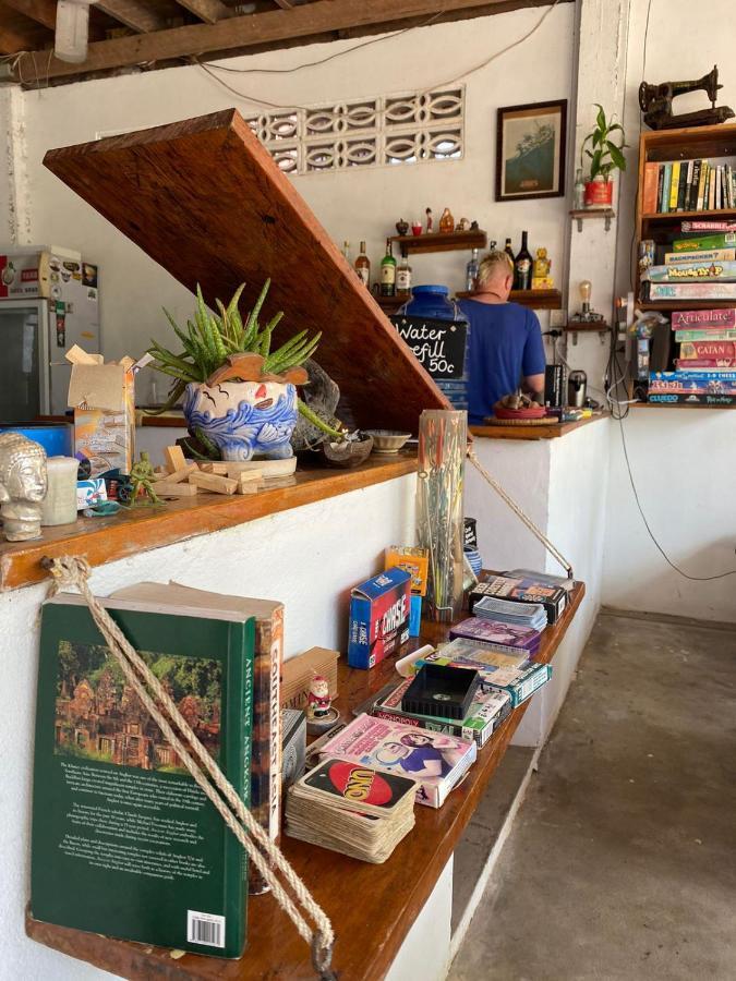 The Hornbill Hostel Koh Rong Sanloem Buitenkant foto